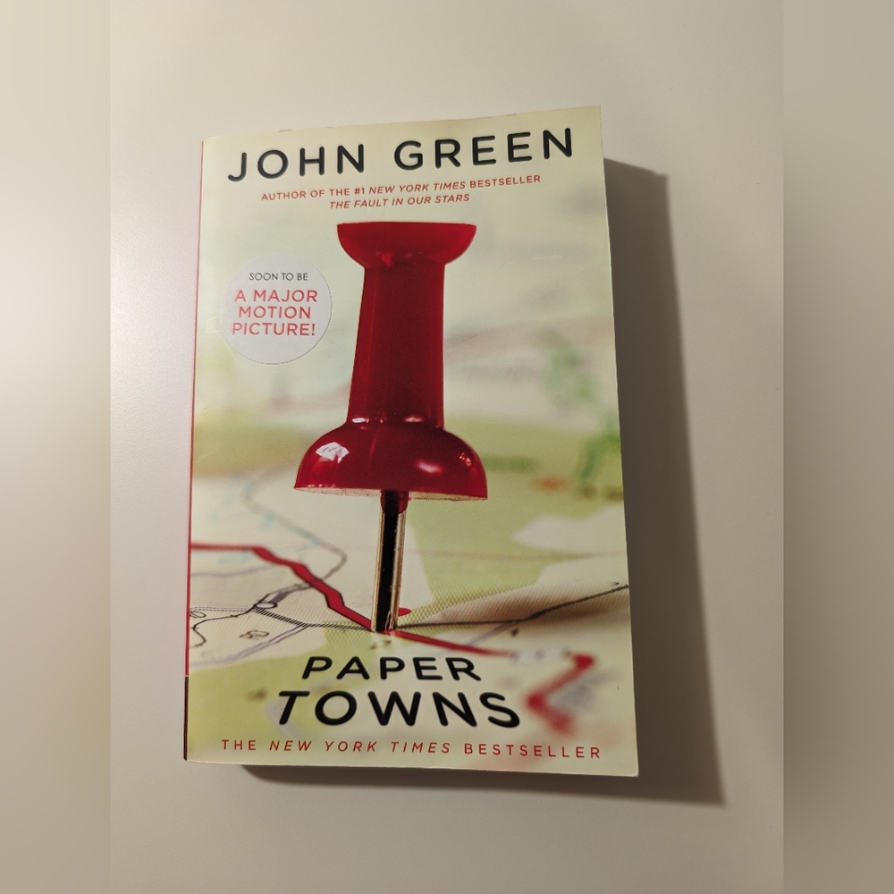 Paper Towns by John Green Paperback Cover Good Condition Fiction